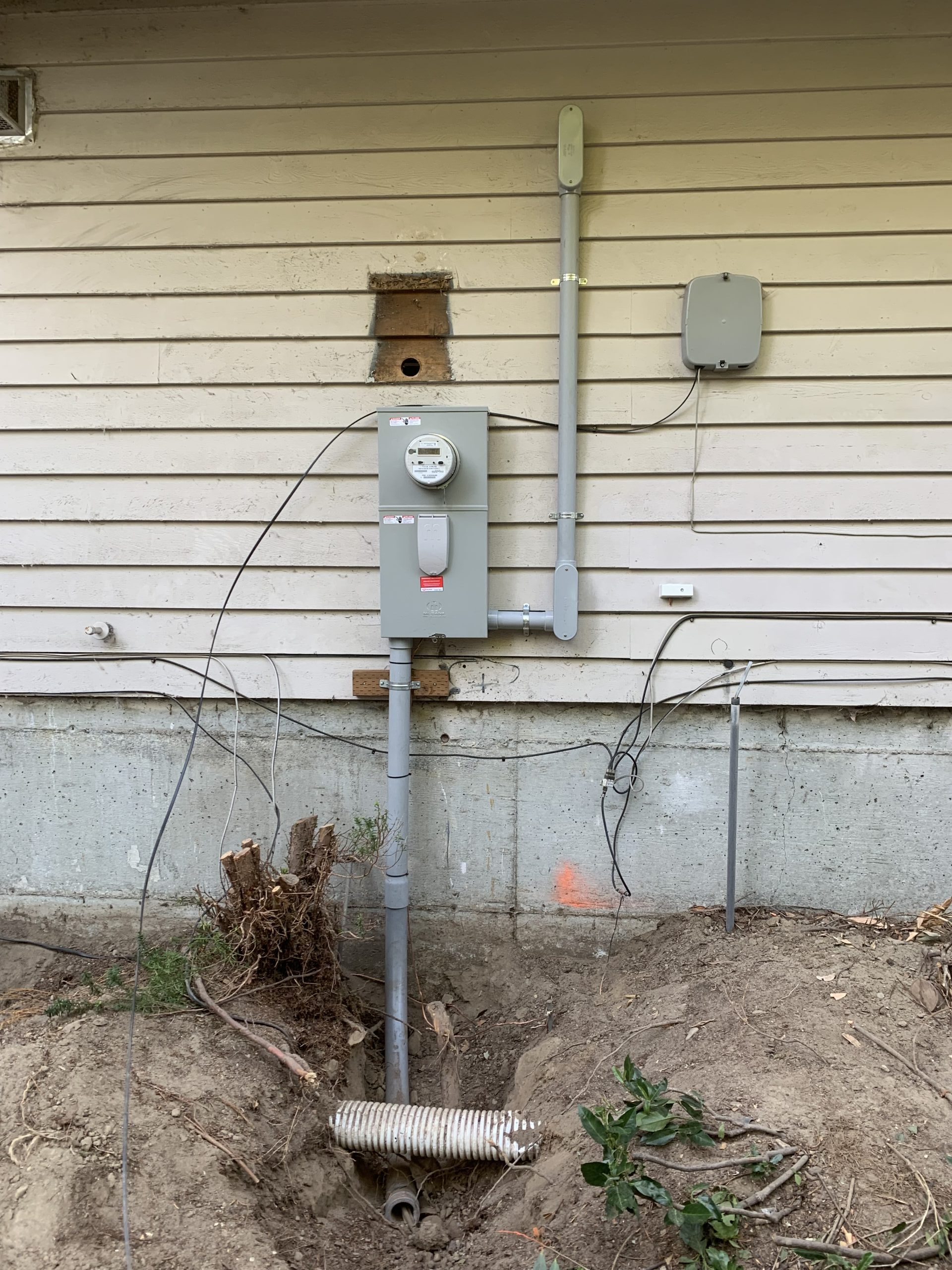 Electrical Meter Service Installation & Upgrades Monroe